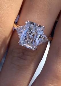 แหวนเพชรประดับแวววาวของ925เงินสเตอร์ลิงหรูหรา - Product Image 4