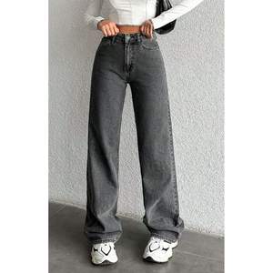 Jean en denim gris tendance, coupe ample et élégante, taille haute, 5 poches, style streetwear, écologique et durable, vente en gros B2B - Product Image 3