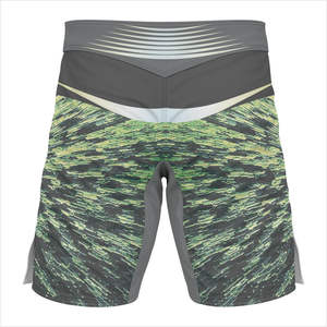 Pantalones cortos de lucha MMA de ajuste personalizado para hombre, diseño de pierna dividida para Kickboxing y Grappling Gym Gear con decoración elegante con volantes - Product Image 2