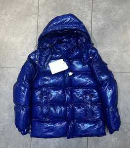 เสื้อแจ็คเก็ตผู้ชายสไตล์ลำลองสำหรับฤดูหนาว อุ่นสบาย เป็นมิตรกับสิ่งแวดล้อม แบบเสื้อเบลเซอร์ บุผ้าแบบควิลท์ ผ้าซาติน กันน้ำ กันยับ แห้งเร็ว ปิดด้วยซิป - Product Image 1