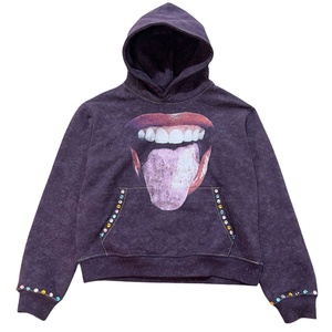 Sudadera con capucha vintage lavada con estampado gráfico y detalle de pedrería – Sudadera estilo streetwear para hombre y mujer, tela suave - Product Image 1