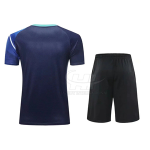 Uniforme de Tenis Hecho con Tela de Poliéster Transpirable Resistente al Sudor para Comodidad y Concentración Durante Todo el Día - Product Image 2