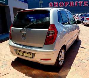 HYUNDAI I10 1.1 2016 USADO, Volante a la Izquierda/Derecha - Product Image 3