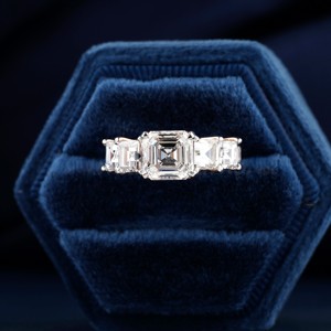 4.15 TCW Asscher Brillant Cut Lab Grown Diamond Bague de fiançailles Classique Mariage Anniversaire Fête Approprié Sans Conflit CVD - Product Image 1