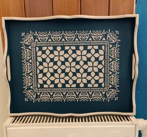 Plateau en MDF robuste avec texture en bois, parfait pour une utilisation quotidienne dans les cuisines et les salles à manger des maisons - Product Image 6