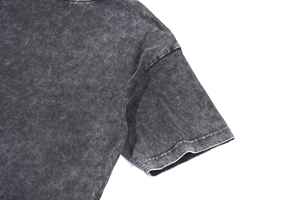 T-shirt vintage en coton 100% de haute qualité, lourd, lavé à l'acide, lavé à la neige - Product Image 2