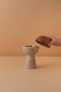 Quemador de Aceite Aromático de Madera y Dorado con Diseño Moderno para el Hogar, Oficina, Aromaterapia, Relajación, Difusión de Fragancias - Product Image 4