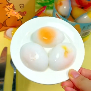 Œufs frits de formes variées et bonbons gélifiés en forme de bonbons pour enfants, personnalisation OEM Halal - Product Image 2