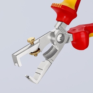 KNIPEX StriX Dénudeur de fils 180 mm VDE avec poignées multi-composants chromées pour la gestion des câbles et les accessoires - Product Image 3