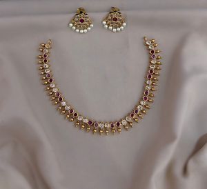 Conjunto de collar con acabado mate CZ para mujeres y niñas, joyería elegante de Zirconia cúbica, diseño contemporáneo, perfecto para fiestas y regalos - Product Image 3