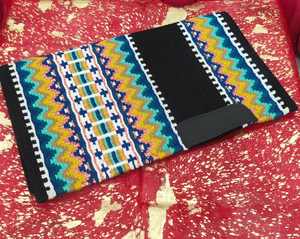 Tapis de selle Western en feutre de laine Kaamkaaj avec patchs en cuir véritable, options de couleur personnalisables pour l'équitation et l'entraînement - Product Image 3