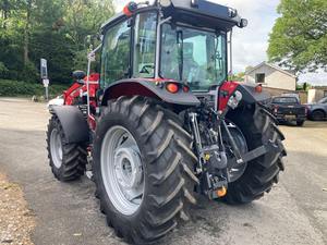 Tractor Cargador Massey Ferguson 5M.145 Usado en Buen Estado Disponible a Precio Económico - Product Image 5