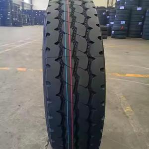Neumático reforzado 295/75R22.5 16PR diseñado para uso con cargas pesadas que ofrece un rendimiento prolongado en la carretera y una maniobrabilidad estable. - Product Image 1