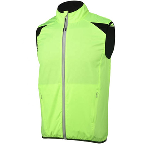 Custom Men Softshell Vests Made For Casual And Outdoor Wear With Comfortable Fit And Durable Fabric - Product Image 4