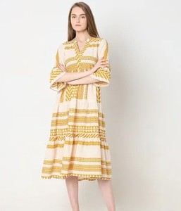 เดรสสั้นสำหรับผู้หญิงชุดเดรสสั้นผ้าทอคอวีแฟชั่นฤดูร้อน - Product Image 1