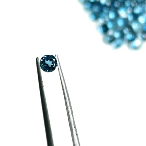 6mm Natural London <b>Blue</b> <b>Topaz</b> Round Cut Gemstone for Jewelry Making High Quality <b>Blue</b> <b>Topaz</b> Loose Faceted Stone Bulk Wholesale - Product Image 5