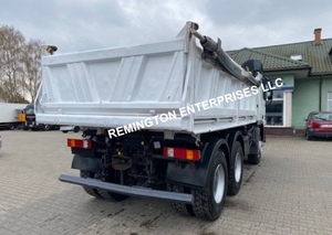 Camion benne Mercedes-Benz Actros 2641 6x4 d'occasion 2007, camion-benne lourd pour le transport de marchandises dans le secteur de la construction et des mines - Product Image 3
