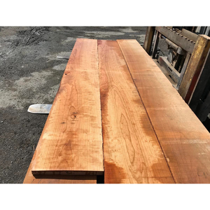 Madera de Cerezo Tratada a Presión para Uso en Exteriores, Opción Superior para Pérgolas, Patios y Carpintería Personalizada - Product Image 1