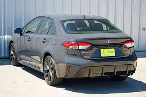 Utilisé 2023 To-yo-ta Co-rol-la Hy-brid - Product Image 6