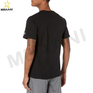 Camiseta clásica para hombre, gráfico triangular - Product Image 6