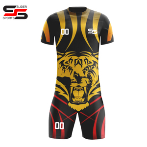 Uniforme de football tendance pour tout le monde Ensembles de football de couleur dégradée entièrement personnalisés Production en vrac Vêtements de football du Pakistan - Product Image 1