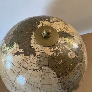 Globe en carton de carte Wold à bas prix sur support en métal Superbe globe rotatif avec des couleurs réalistes pour l'affichage d'étude et l'éducation - Product Image 4