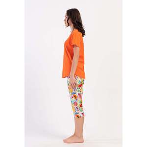 Traje de dormir capri ovalado de manga corta con cuello redondo para mujer - Product Image 3