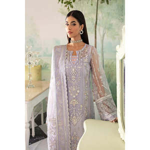 ชุดสูทผู้หญิง Gulaal Luxury Embroidered Lawn Edition'25-LIANA สองสี รุ่น TC-742 - Product Image 6