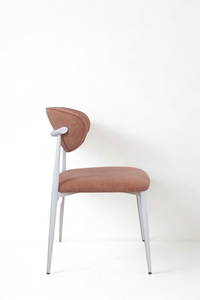 Chaise de salle à manger rembourrée élégante MELORA avec pieds en métal – Chaise haut de gamme pour usage résidentiel et commercial. - Product Image 3