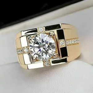 925 Plata 3.00Ct corte redondo Moissanite solitario anillo de bodas para hombre - Product Image 1