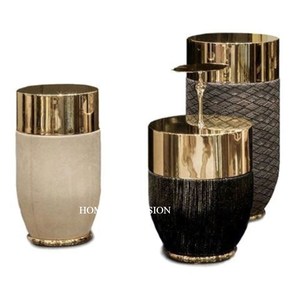 Meilleure vente Fait à la main écologique grande taille en laiton matériel Design moderne dessus de table Vases à fleurs fabricant fournisseur Inde - Product Image 4