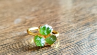 Dernier créateur Bagues en or vermeil 18 carats Bagues en péridot pierre verte Bagues de mode Pierre brute taillée Pierre de naissance Or Argent Bijoux ajustables