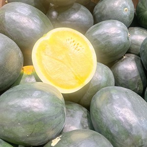 แตงโมหัวใจสีเหลืองออร์แกนิกไร้เมล็ดและเป็นธรรมชาติ - Product Image 2