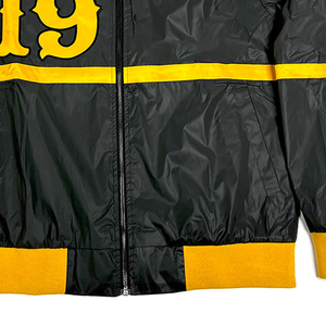 เสื้อแจ็คเก็ตบอมเบอร์แบบสะท้อนแสง 3M สีดำ แบบกลับด้านได้ สำหรับกลุ่มพี่น้องนักศึกษากรีก  แบบ unisex  ซิปด้านหน้า กันน้ำ สไตล์สตรีทแวร์ - Product Image 5