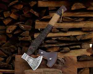 Hacha Vikinga de Acero al Carbono Hecha a Mano, Grado Industrial, con Mango de Madera para Supervivencia al Aire Libre y Camping, con Funda - Product Image 4