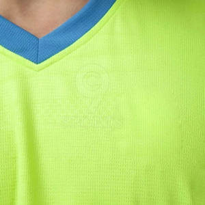 Conjunto de uniforme de baloncesto para hombre personalizado de alta calidad de tela de secado rápido y transpirable - Product Image 2