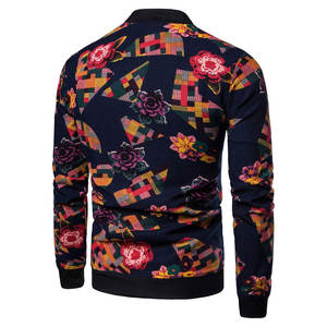 Chaquetas universitarias de bombardero de talla grande personalizadas para hombre, diseño de impresión por sublimación cálido para invierno, estilo Letterman para hombre - Product Image 2