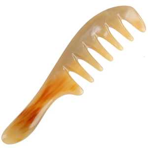 Peigne à cheveux moderne en corne de vache naturelle, écologique, fait main, poli, durable, à dents larges - Product Image 1