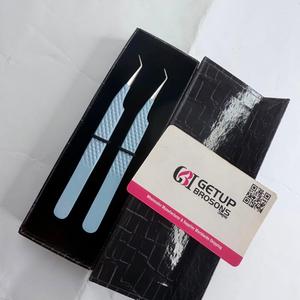 Pince à épiler GETUP BROSONS IMPEX GBI-EET-5002 en acier inoxydable à 45 degrés, bleu clair, revêtement poudré, pointe argentée, prise diamantée lisse - Product Image 4