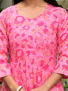 Robe mi-mollet décontractée ethnique en coton 100% tissé, imprimé géométrique rose pour femmes, écologique - Product Image 5