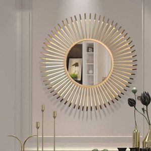 Espejo de Pared Moderno de Estilo Lujoso, Nuevo y en Oferta, para Decoración de Hoteles y Restaurantes, con Acabado Dorado y Marco Redondo - Product Image 1