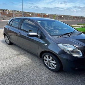 Velocidad máxima para coches automáticos Toyota Yaris bastante usados Venta caliente Entrega rápida Cámara trasera de dirección derecha-en stock Listo para comprar No - Product Image 2