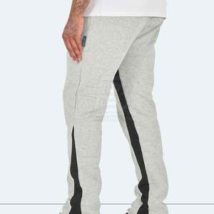 Pantalon de survêtement évasé taille mi-haute en coton de qualité supérieure pour homme, personnalisable avec marque privée, motif droit décontracté en molleton - Product Image 4