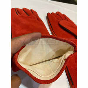 Guantes de Soldadura Rojos Resistentes a Cortes, Protección de Manos de Cuero Premium, Marca Privada OEM, Guantes de Seguridad Industrial Resistentes al Calor - Product Image 3