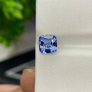 Vente en gros de pierres précieuses de couleur bleue taillées sur coussin en tanzanite naturelle de 6mm pour la fabrication de bijoux dans la boutique - Product Image 4