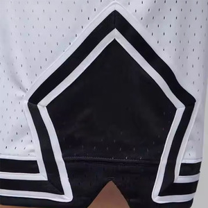 กางเกงขาสั้นลายตาข่ายออกกำลังกายของผู้ชายกางเกงขาสั้นแฟชั่นลายตาข่ายออกกำลังกายพิมพ์ลายได้ตามต้องการสำหรับใส่ไปยิม100% ตาข่ายโพลีเอสเตอร์ - Product Image 3