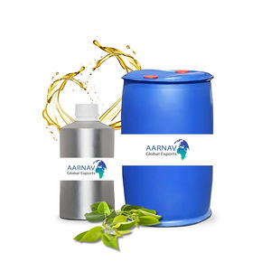 Huile essentielle de Ravintsara - 100% pure naturelle, distillée à la vapeur à partir de feuilles, revitalisante pour la peau, approvisionnement en gros pour l'aromathérapie - Product Image 3