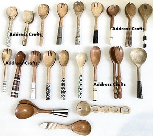 Serveur de salade en bois écologique de qualité supérieure avec poignée en résine Ensemble d'ustensiles de cuisine Serveur de salade en bois d'acacia pour usage alimentaire de mariage - Product Image 6