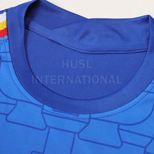 ชุดฟุตบอลแบบซับลิเมชั่นสีดำสั่งทำพิเศษ - เสื้อผ้าสำหรับผู้ใหญ่แบบยูนิเซ็กซ์ประสิทธิภาพสูง ผลิตจากผ้าฝ้าย/โพลีเอสเตอร์ ระบายเหงื่อได้ดี - Product Image 2