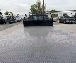 El mejor!! Camión de plataforma plana Ford F550 SD XL de 16 pies, usado, año 2015 - Transmisión automática de 6 velocidades, LHD/RHD, envío disponible a todo el mundo - Product Image 3